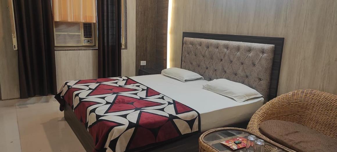 Hotel Shiv Ganga リシケーシュ エクステリア 写真
