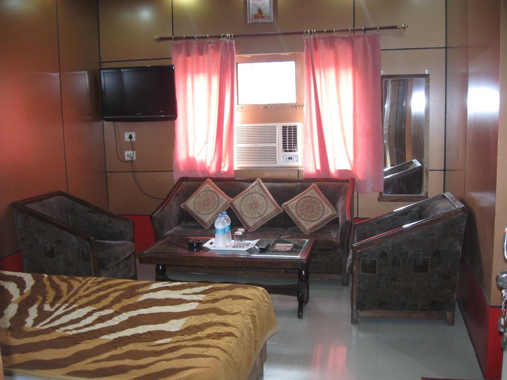 Hotel Shiv Ganga リシケーシュ 部屋 写真